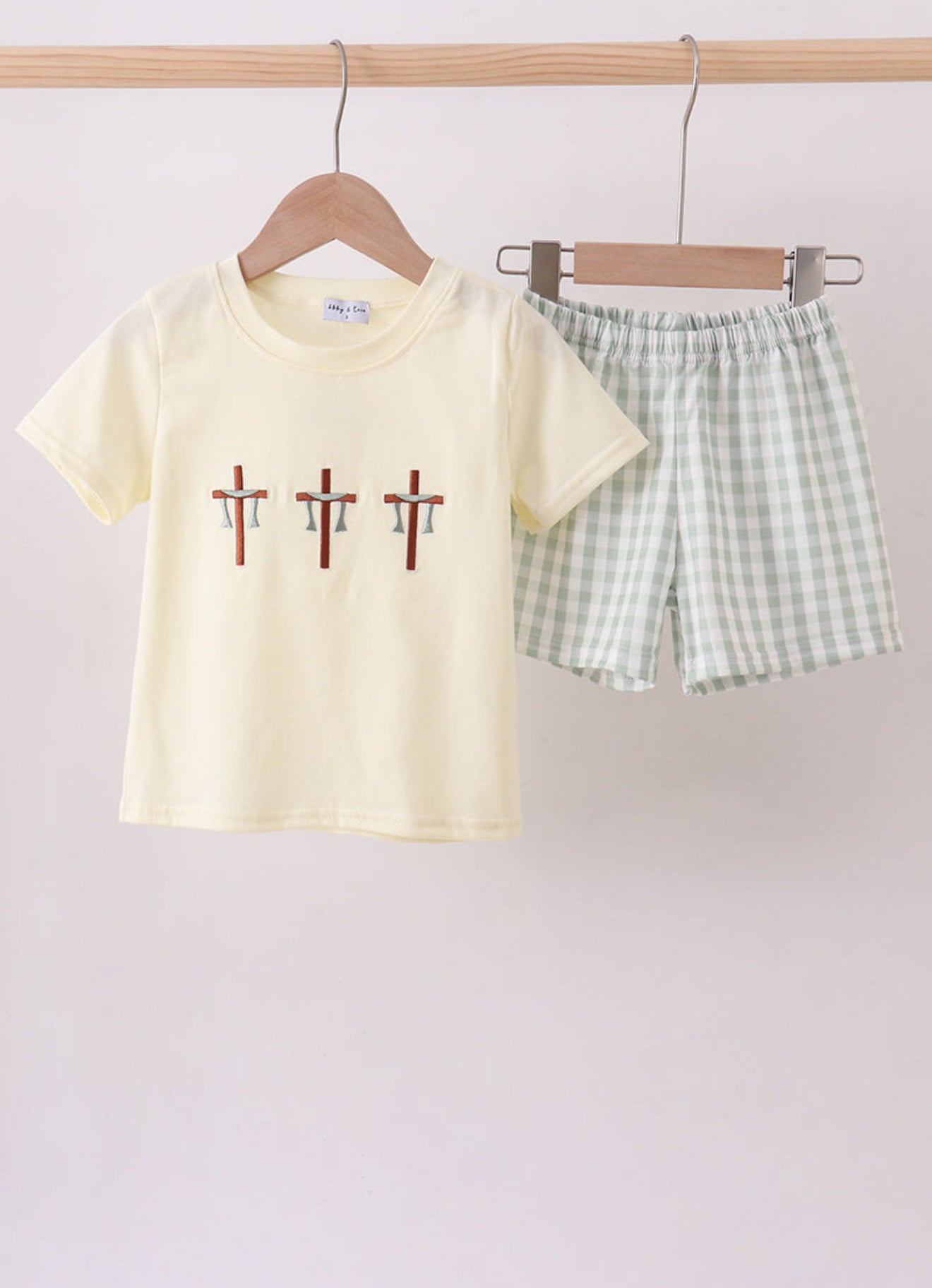 Green cross embroidery gingham shorts set