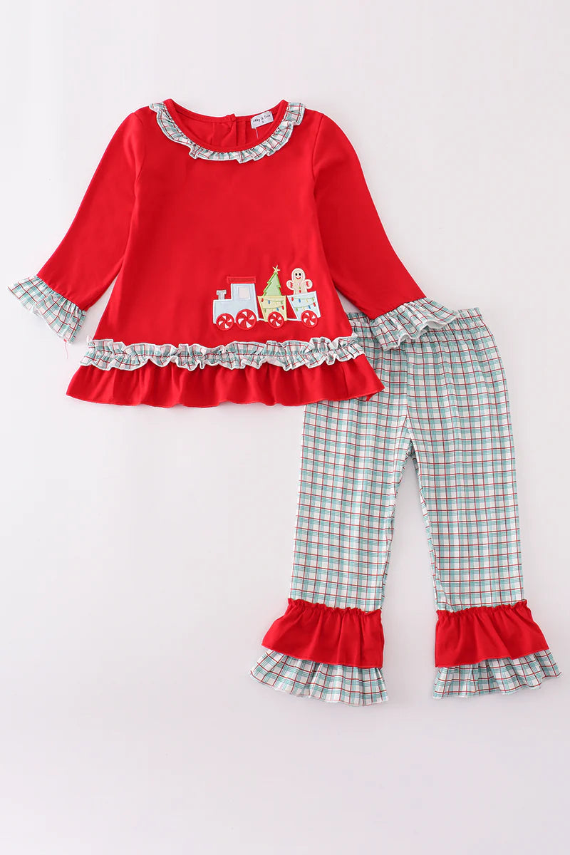 Red gingerbread applique ruffle pants set
