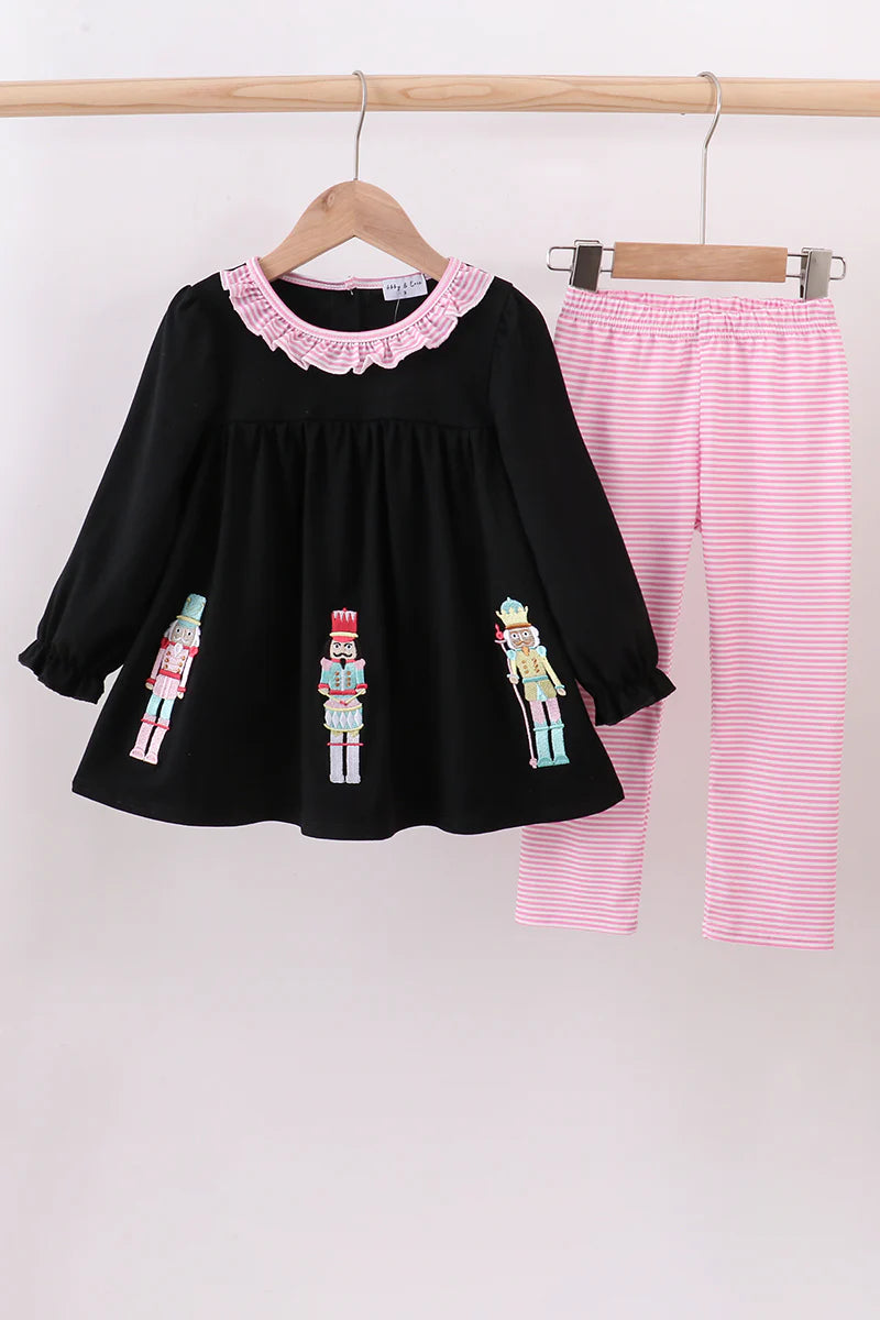 Black nutcracker embroidery pants set