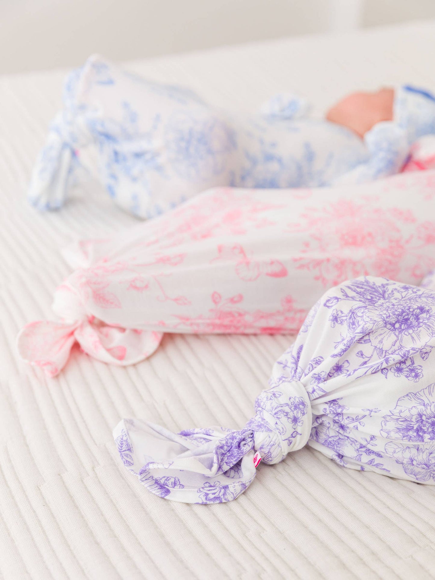 Baby Girls Periwinkle Blue Butterfly Garden Toile Bamboo Viscose Ruffle Knotted Sleep Gown & Hat Set
: Purple