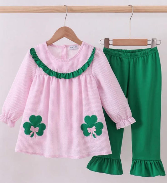 Pink clover applique seersucker pants set