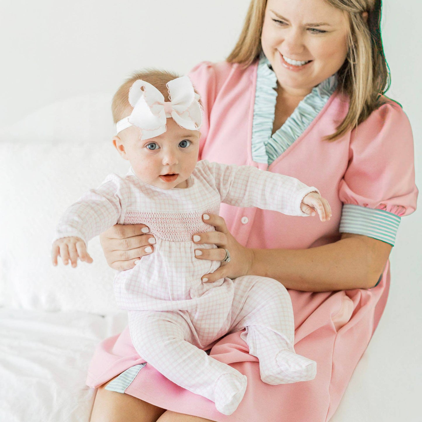Peek-A-Boo Wishes Smocked Footie - Pink