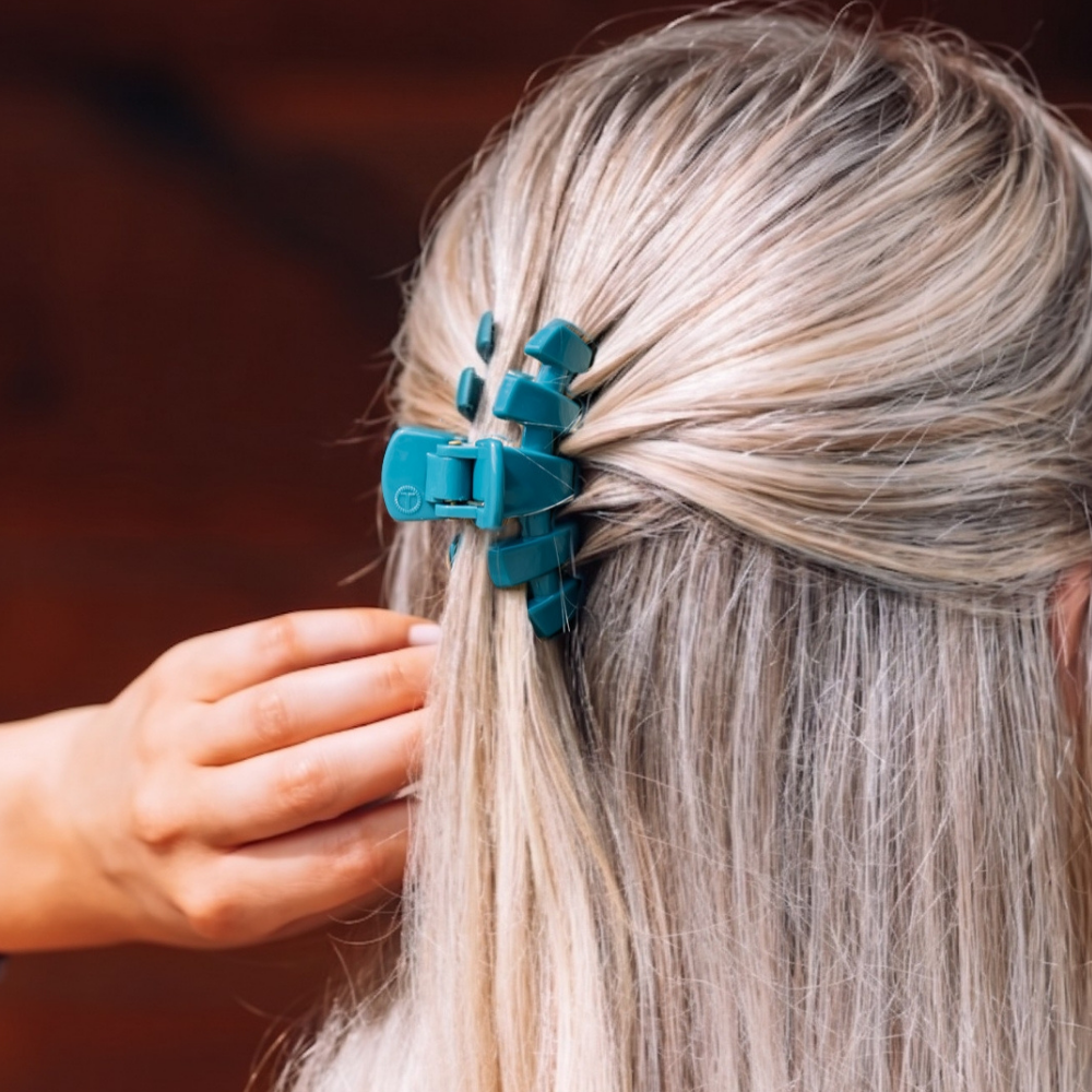 Classic Teal With It Small Claw Clip