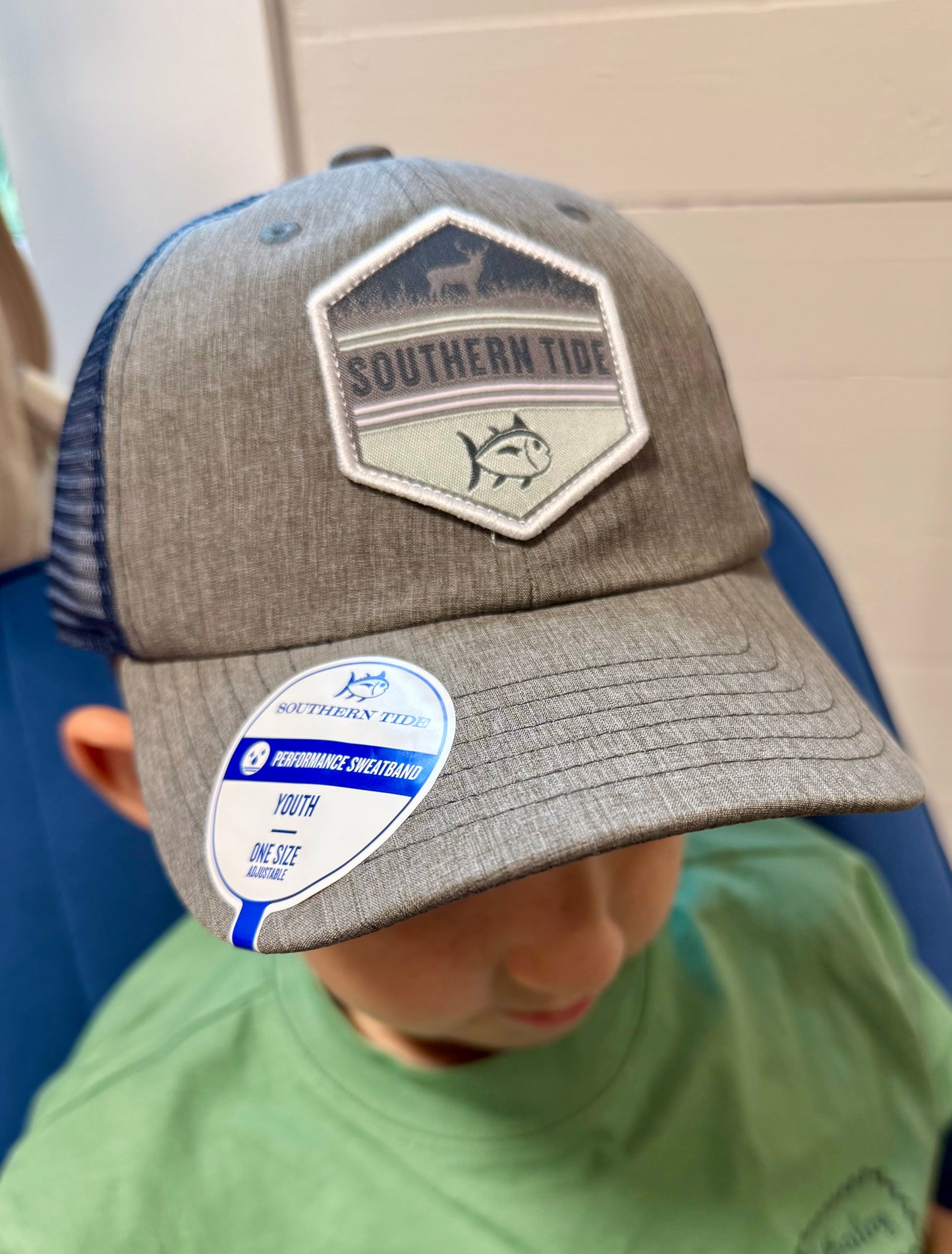 Youth ST Deer Hexagon Trucker Hat: Grey