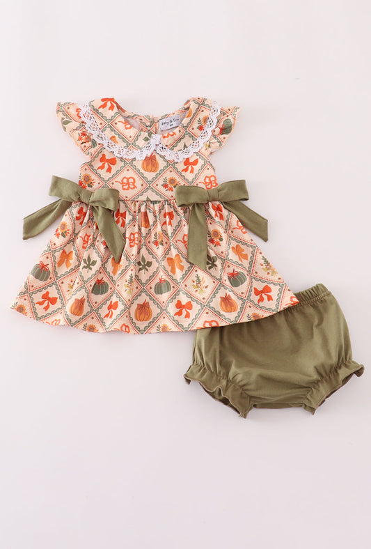 Green pumpkin bow print bloomer set