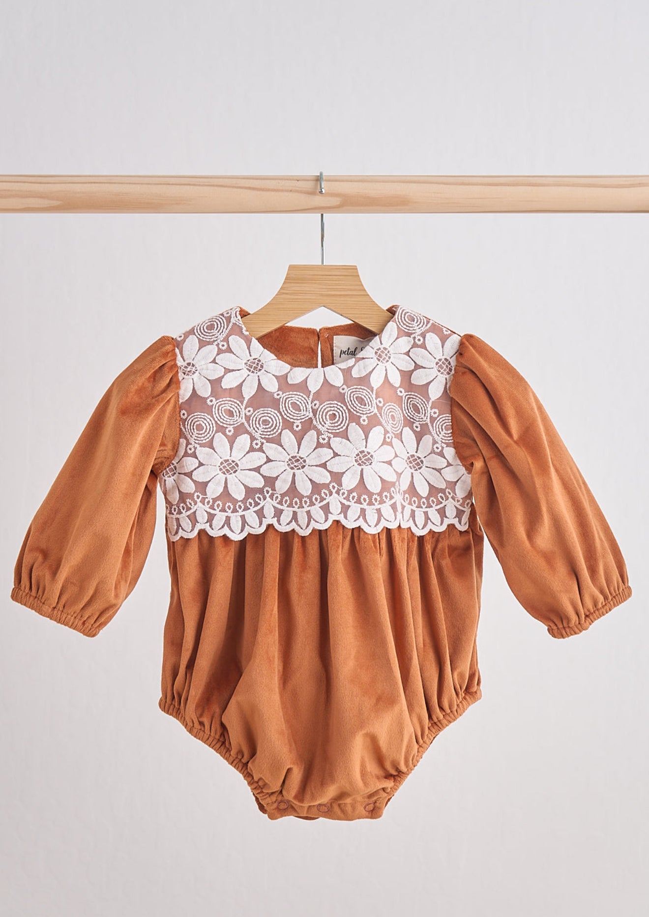 Carmel velvet lace girl bubble