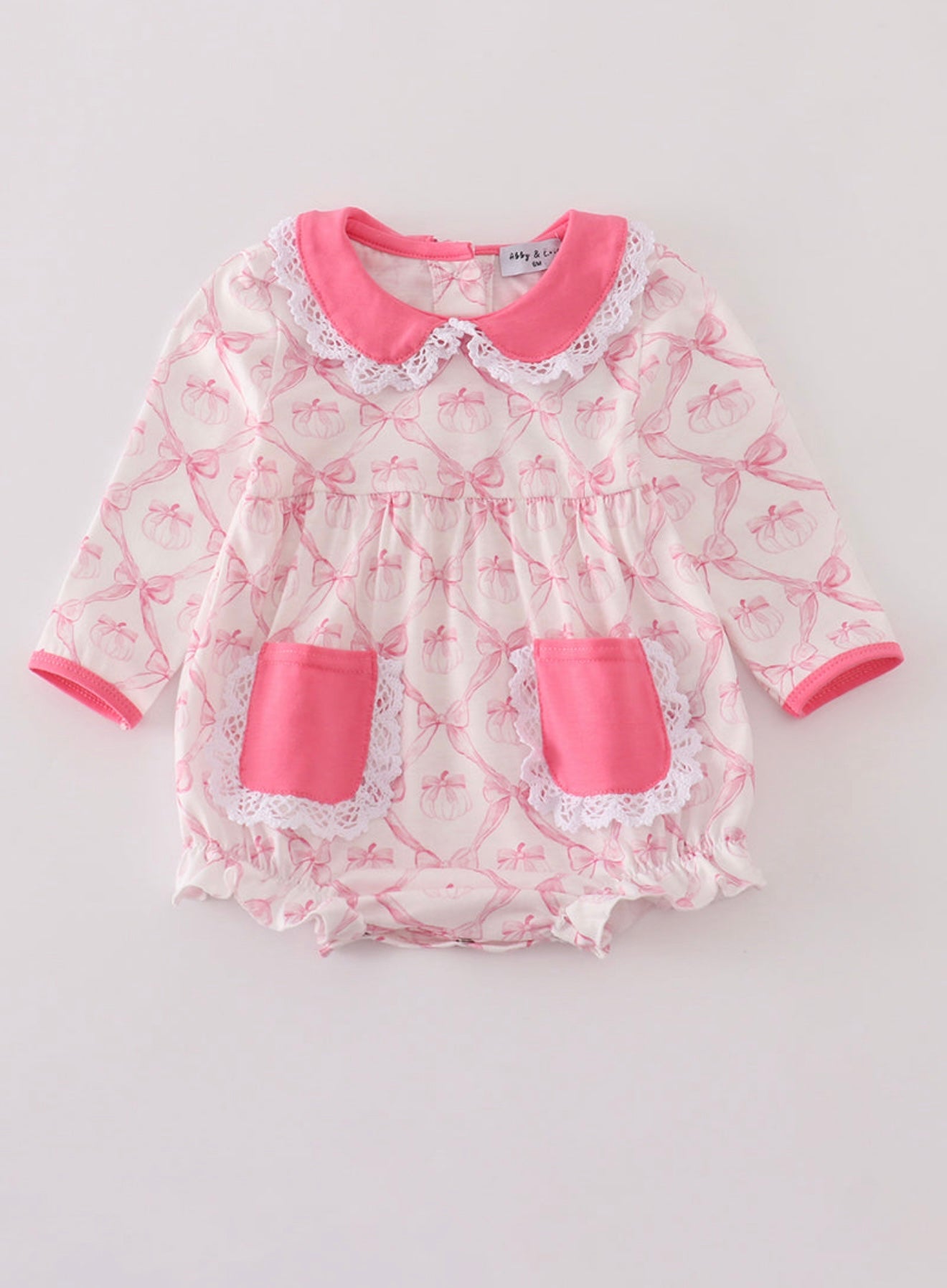 Pink bow tie pumpkin print bubble