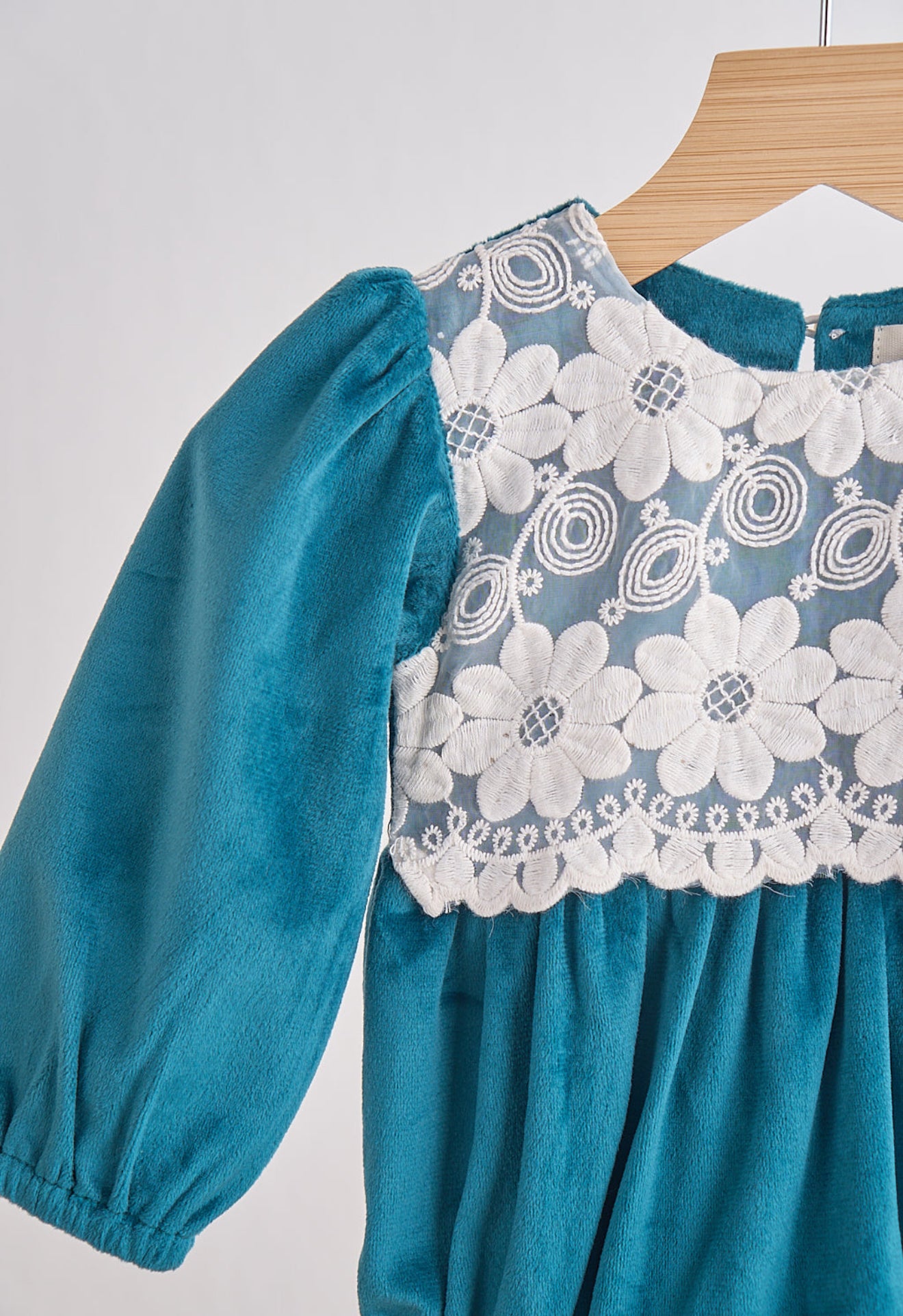 Teal velvet lace girl bubble