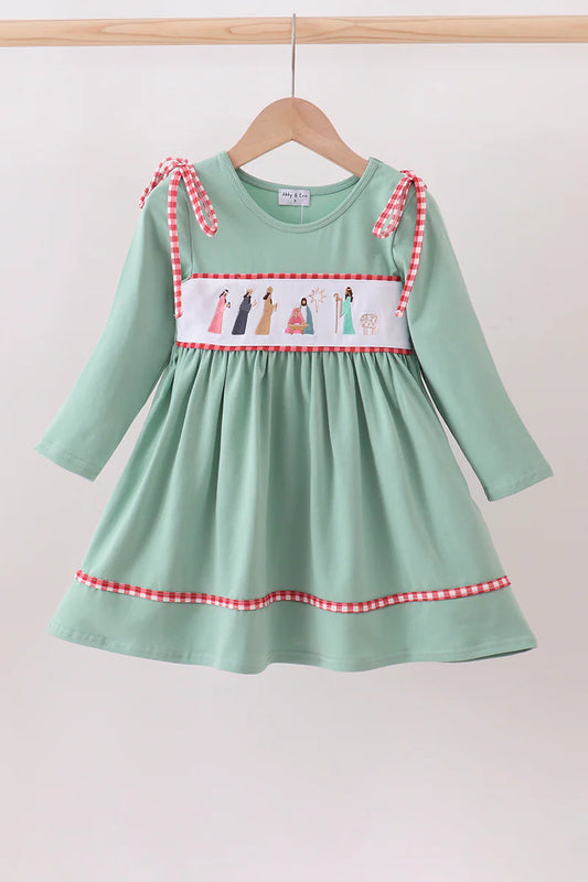 Green nativity embroidery dress