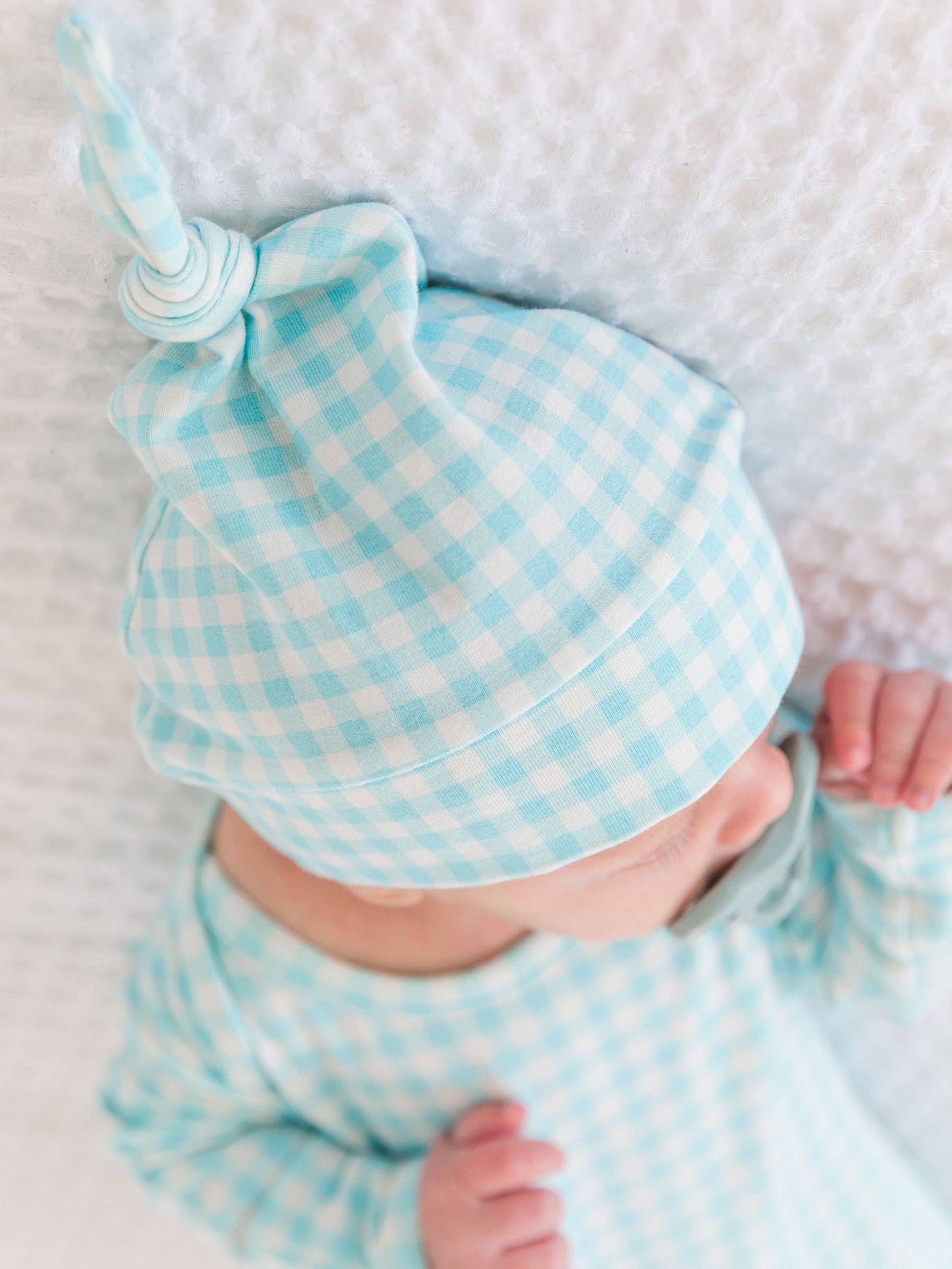 Baby Blue Breeze Gingham Modal Blend Knotted Sleep Gown & Hat Set
: Blue